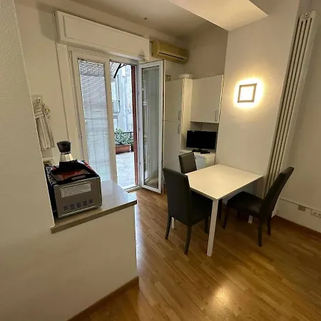 Corso Venezia House - Destiny 4 Verona