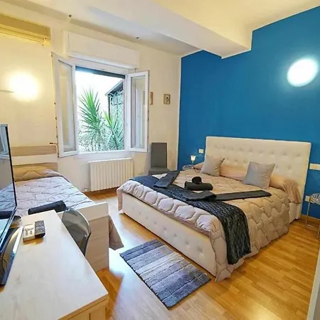 Corso Venezia House - Destiny 4 Apartman